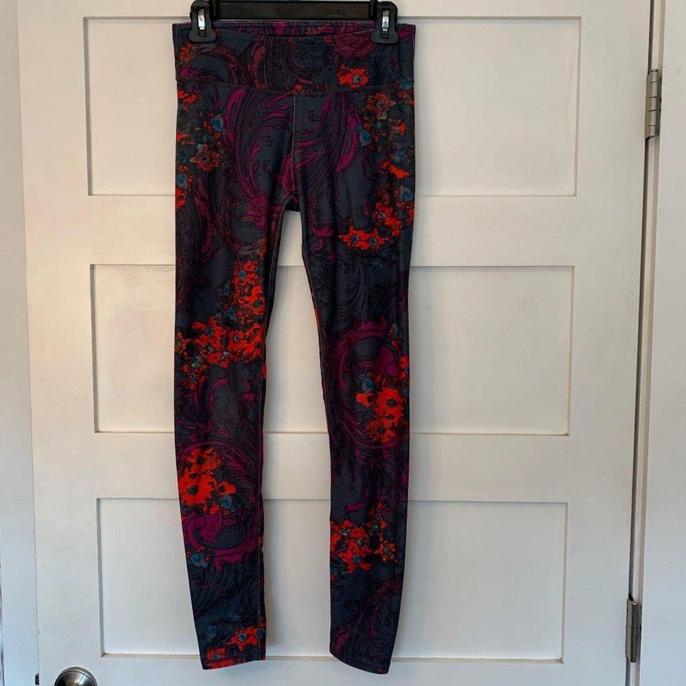Fabletics Flower Print Leggings